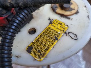 bontott FORD TRANSIT Üzemanyag Szivattyú